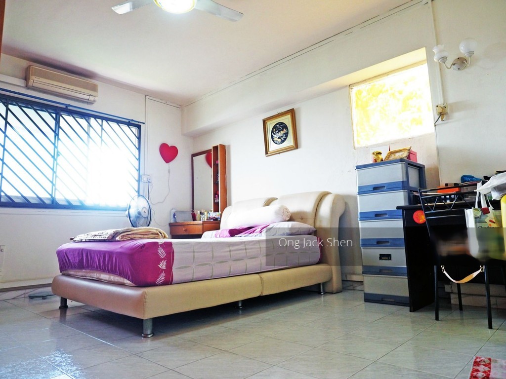 Blk 906 Jurong West Street 91 (Jurong West), HDB Executive #132378412